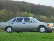 Mercedes-Benz 560 SEL