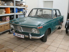 BMW 1800