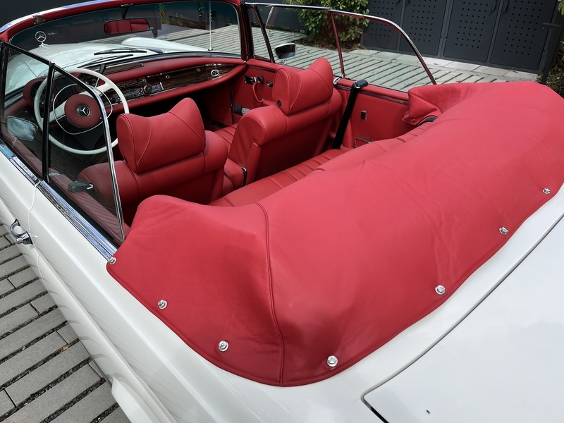 Mercedes-Benz 280 SE