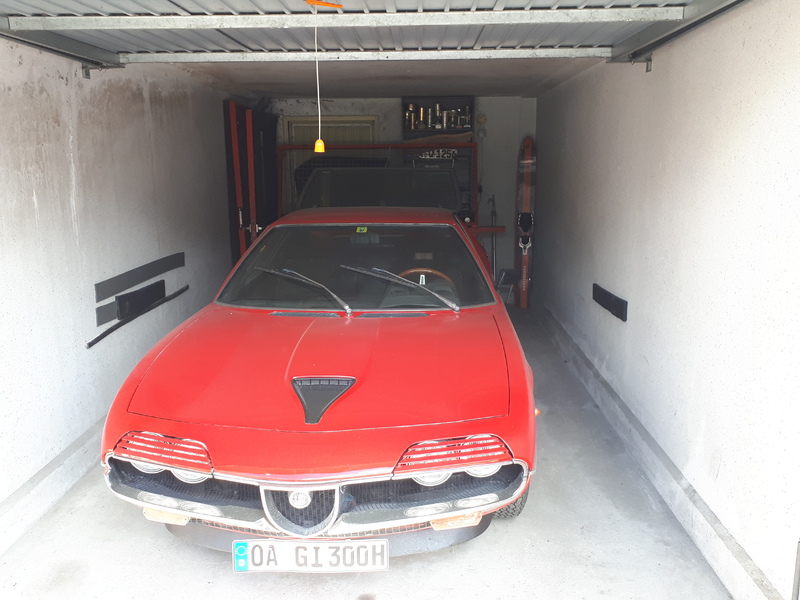Alfa Romeo Montreal