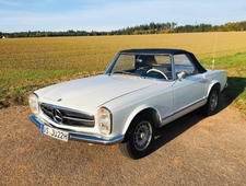 Mercedes-Benz 230 SL