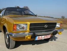 Opel Rekord D Coup&eacute;