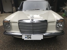 Mercedes-Benz 200