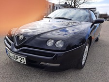 Alfa Romeo Spider 916