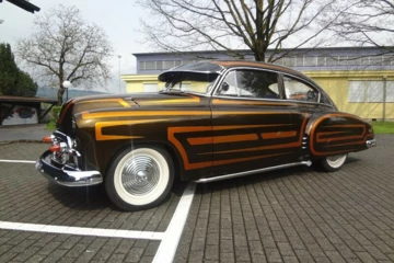 
                            Chevrolet Fleetline
                        