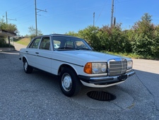 Mercedes-Benz 230 E