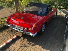 MG B