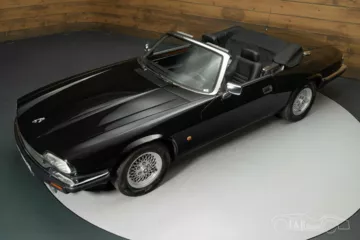 
                            XJS
                        