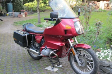 
                            BMW R 80 RT
                        