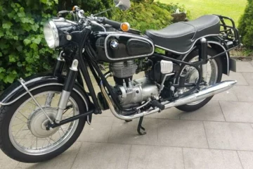 
                            BMW R 26
                        