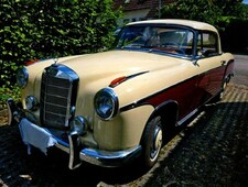 Mercedes-Benz 220 S
