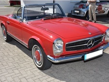 Mercedes-Benz 230 SL