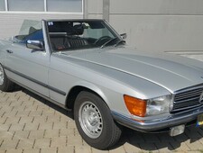 Mercedes-Benz 280 SL R 107