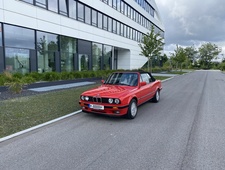 BMW 325 i