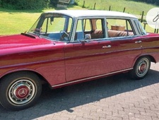 Mercedes-Benz 200 D