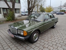 Mercedes-Benz 300 D