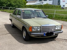 Mercedes-Benz 300 D