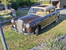 Mercedes-Benz 220 S