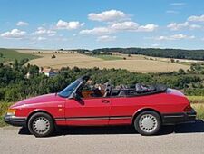 Saab 900