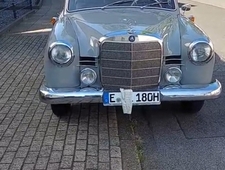 Mercedes-Benz 190