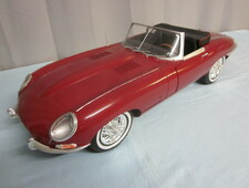 Jaguar E-Type Cabrio  MONOGRAM Modell  1:8