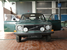Volvo 145