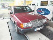 Mercedes-Benz 260 E