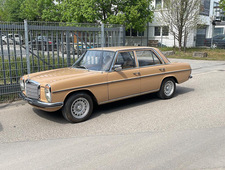 Mercedes-Benz 200 D