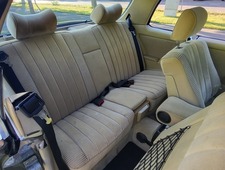 Mercedes-Benz 230 CE