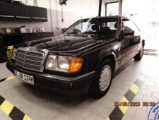 Mercedes-Benz 124 CE