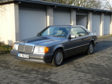 Mercedes-Benz 300 CE-24