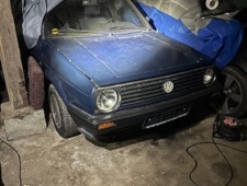 VW Golf 2 (DDR Golf!)