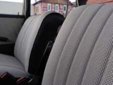 Mercedes-Benz W111 220b Heckflosse