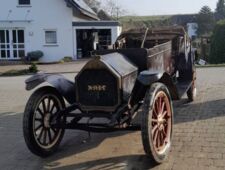 --Sonstige Automobile-- Krit