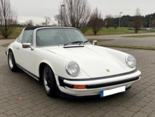 Porsche 911 Targa 