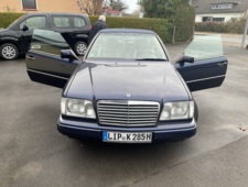 Mercedes-Benz E 320 W124