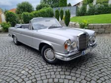 Mercedes-Benz Merceedes 280 SE Cabrio (W111)