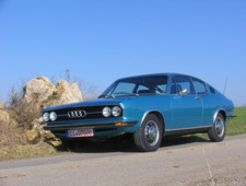 Audi 100 Coup&eacute; S