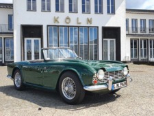 Triumph TR 4