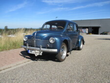 Renault 4 CV