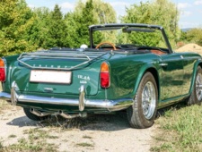 Triumph TR 4