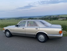 Mercedes-Benz 300 SE