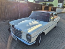 Mercedes-Benz 240 D