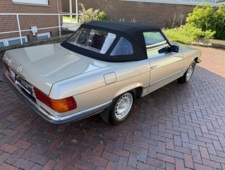Mercedes-Benz 380 SL