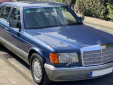 Mercedes-Benz 560 SEL