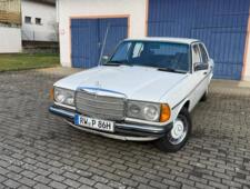 Mercedes-Benz 200 D