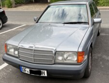 Mercedes-Benz 190 E 2.3