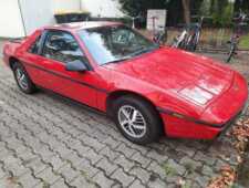 Pontiac Fiero SE 2,5