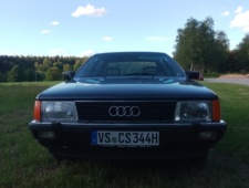 Audi 100 Quattro