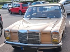 Mercedes-Benz 220/8